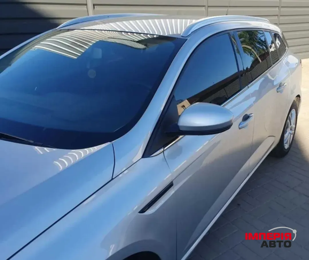 Renault Megane - фото 4