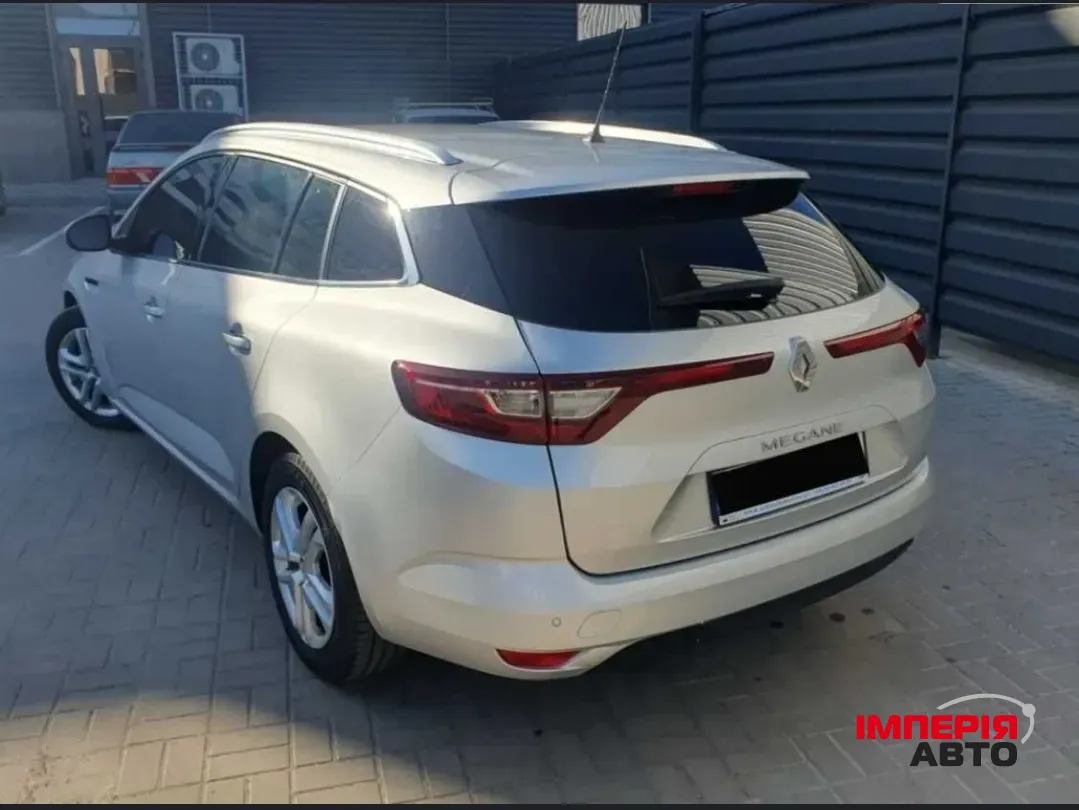 Renault Megane - фото 6