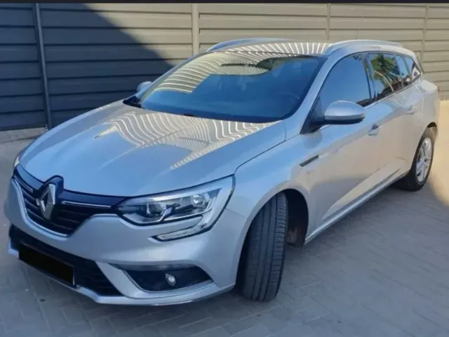 Renault Megane - фото 5