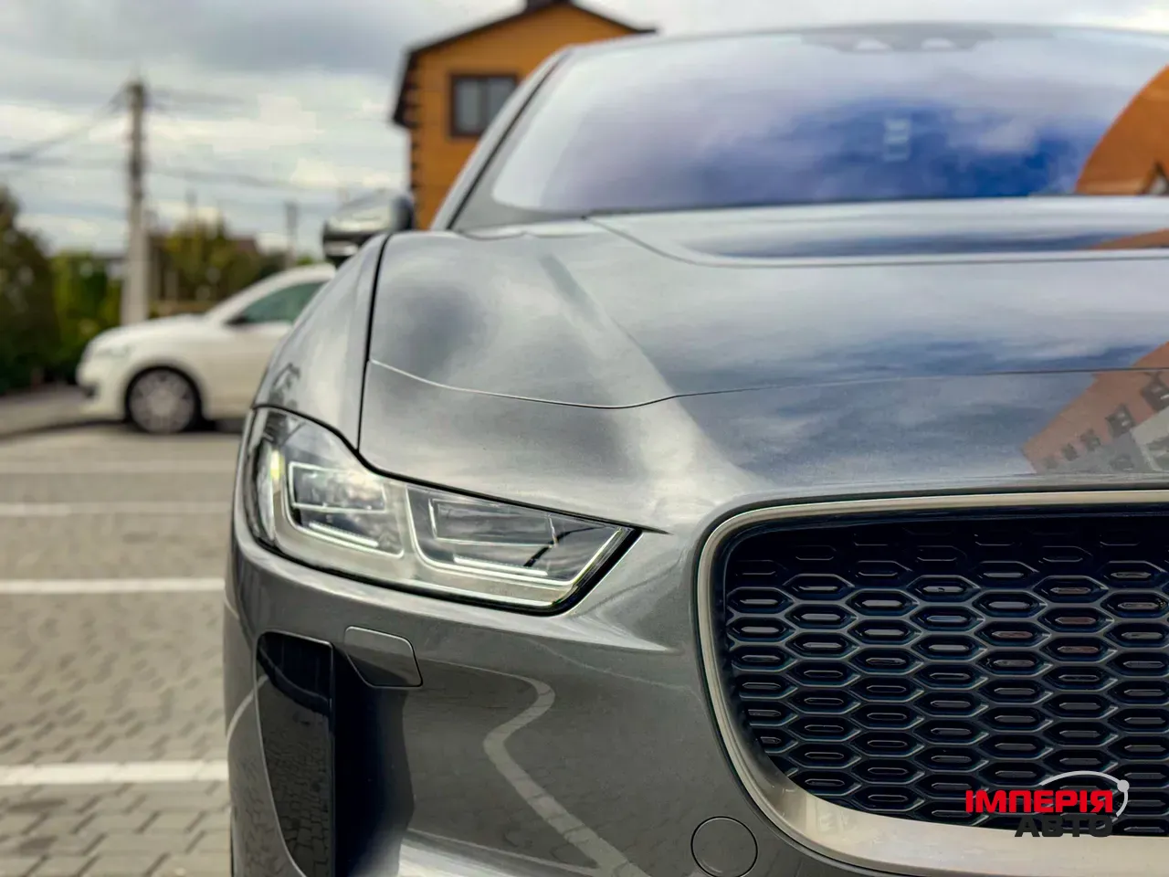 Jaguar I-Pace - фото 8