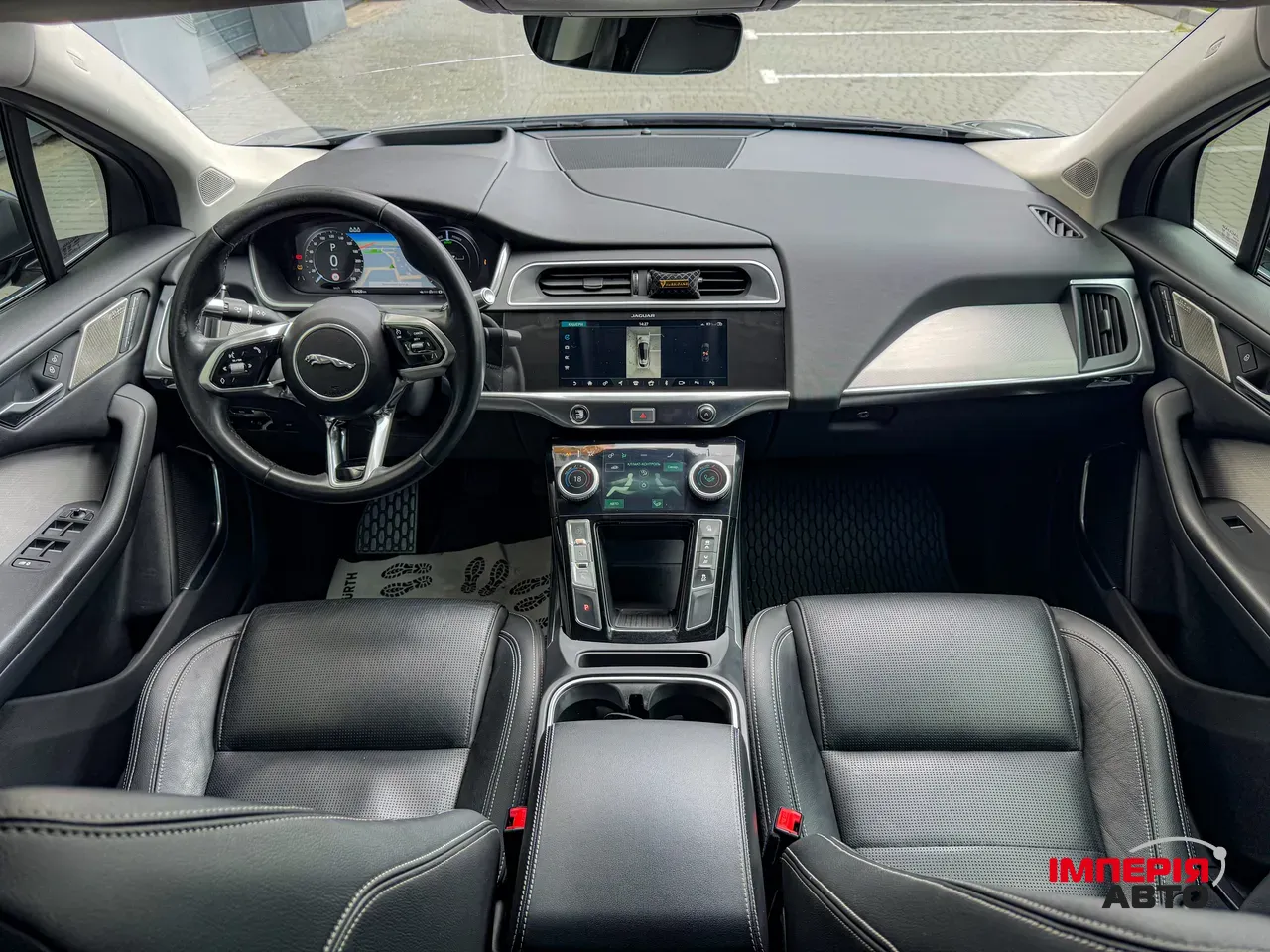 Jaguar I-Pace - фото 24