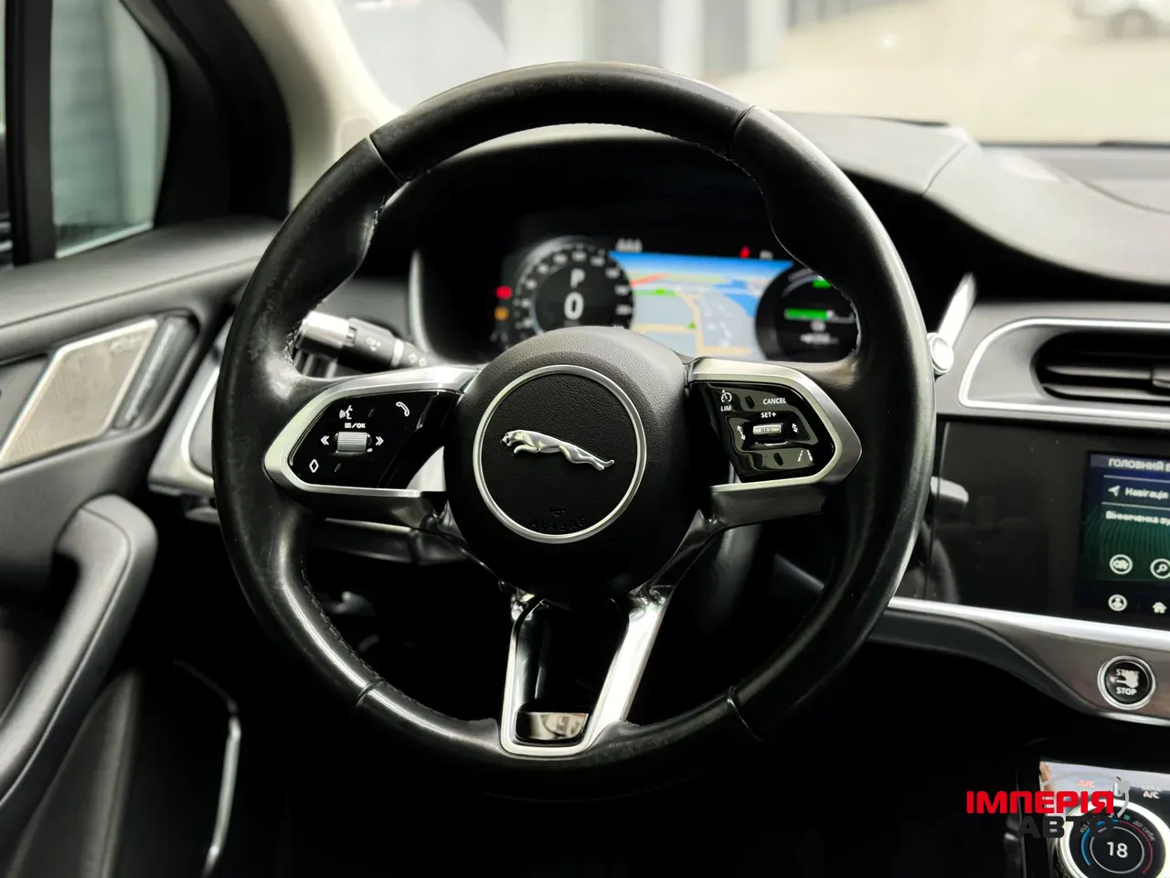 Jaguar I-Pace - фото 21