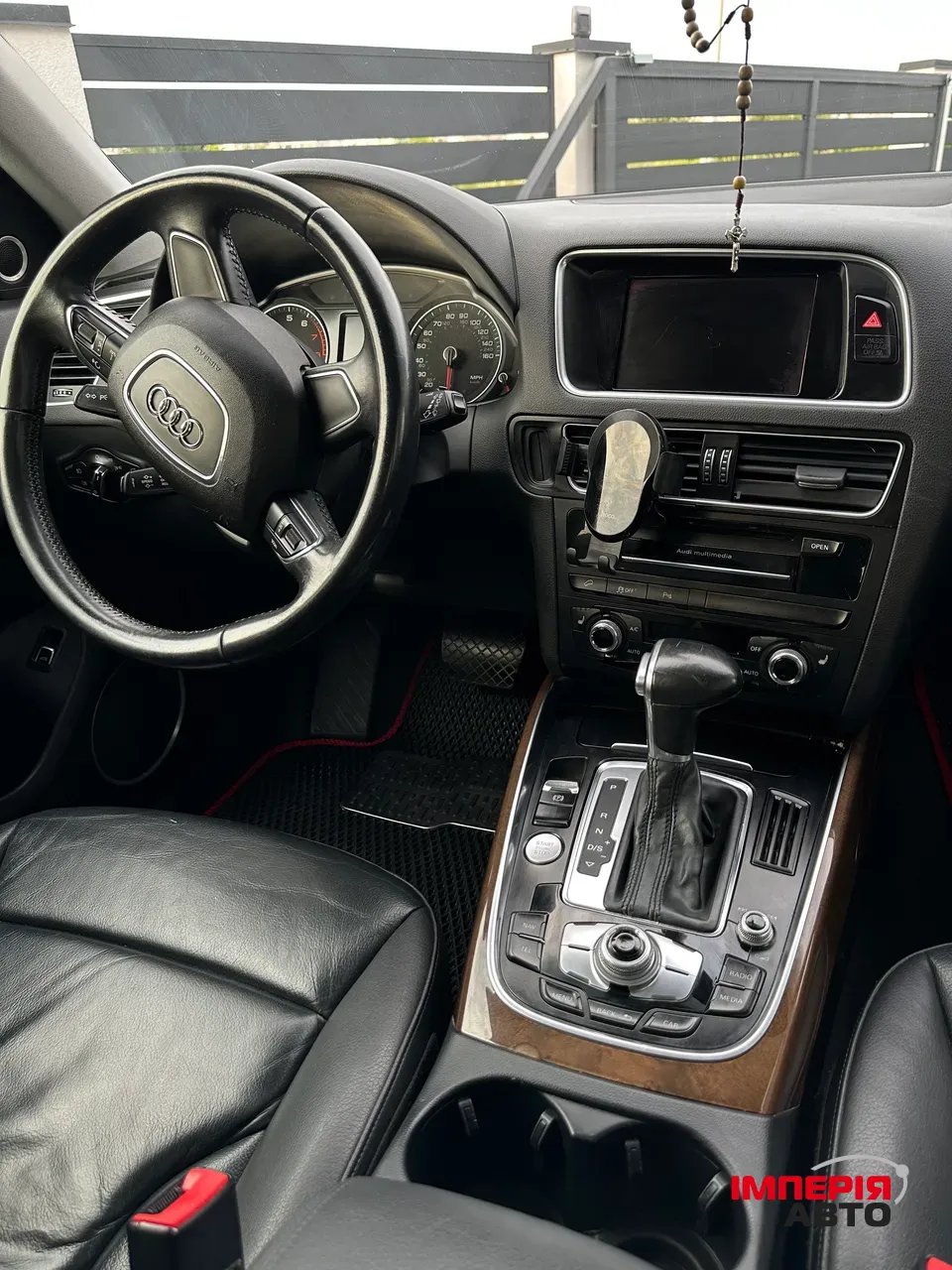 Audi Q5 - фото 8