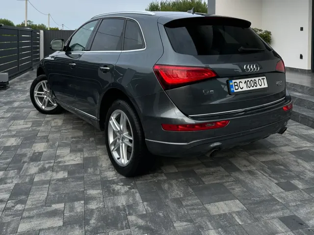 Audi Q5 - фото 2
