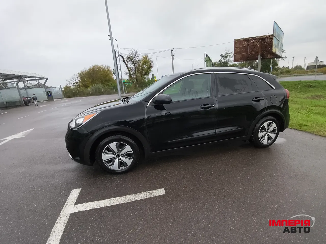 Kia Niro - фото 1