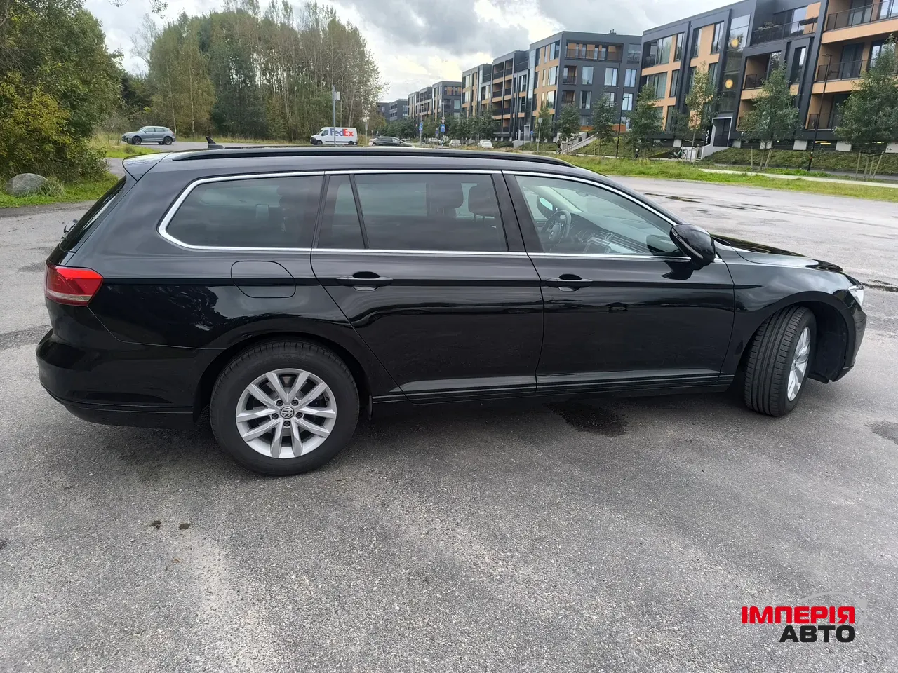 Volkswagen Passat - фото 3