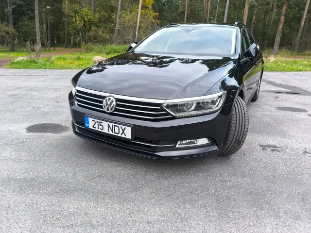 Volkswagen Passat - фото 1