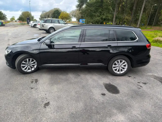 Volkswagen Passat - фото 4