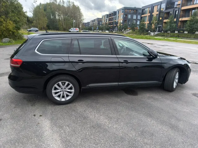 Volkswagen Passat - фото 3