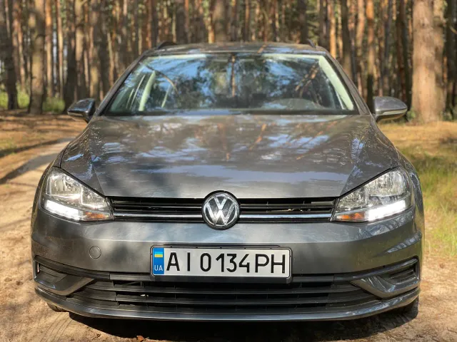 Volkswagen Golf Sportsvan - фото 1