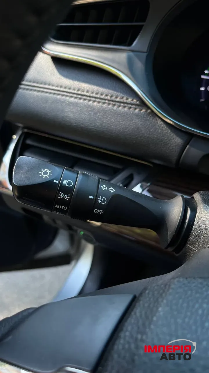 Toyota Avalon - фото 29