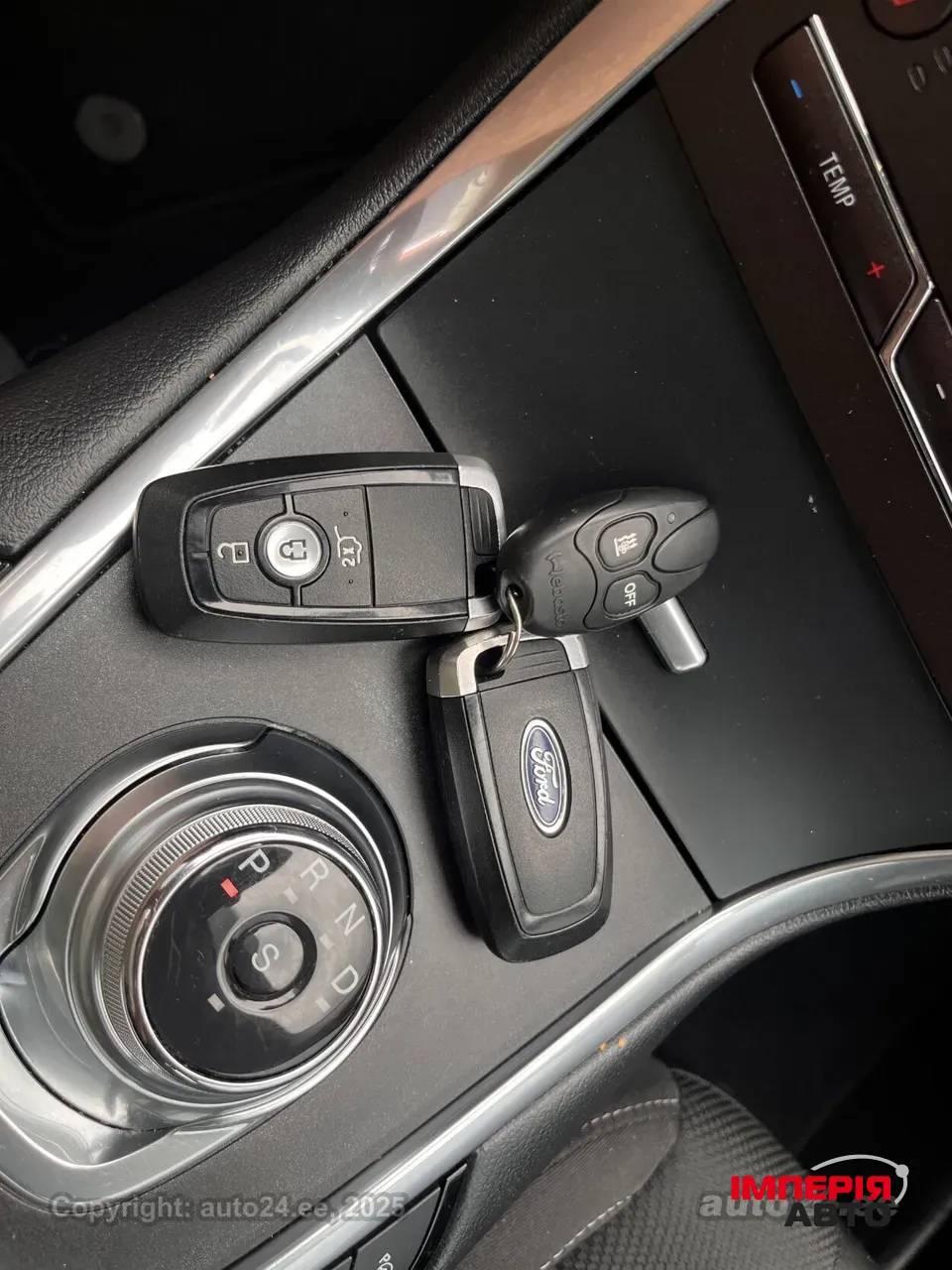 Ford S-MAX - фото 12