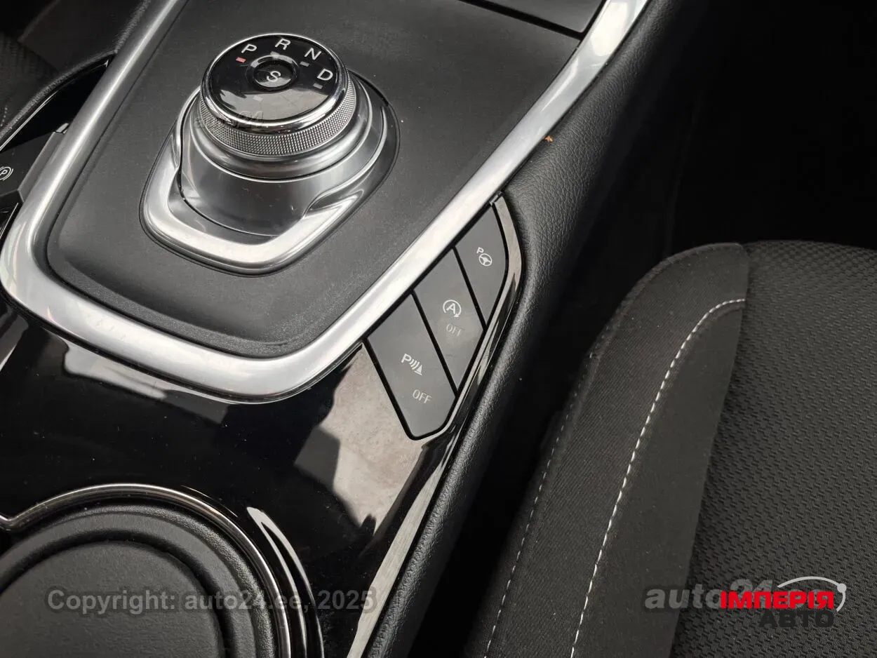 Ford S-MAX - фото 18