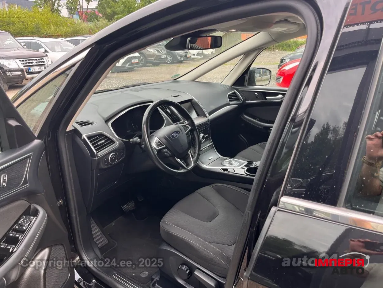 Ford S-MAX - фото 9