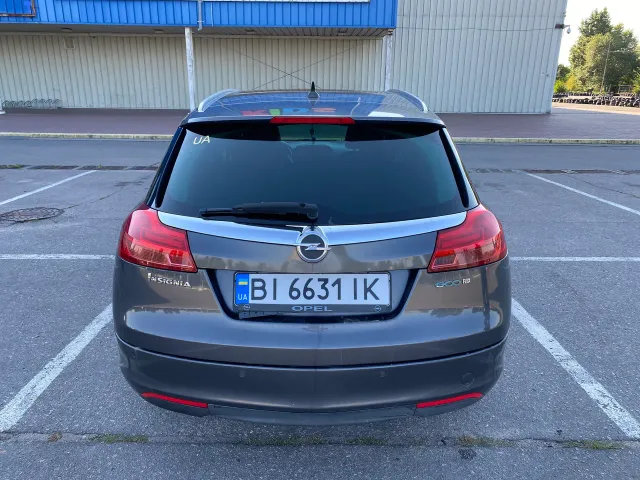 Opel Insignia - фото 4
