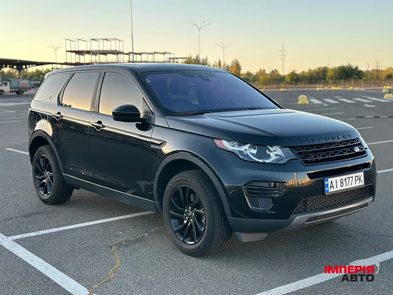 Land Rover Discovery Sport - фото 1