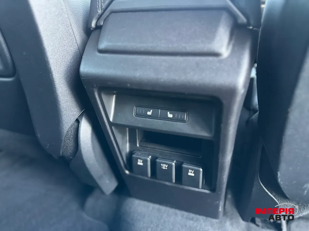 Land Rover Discovery Sport - фото 39