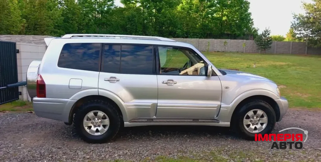 Mitsubishi Pajero Sport - фото 6