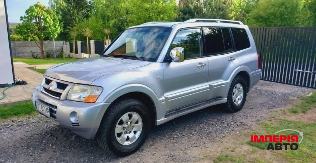 Mitsubishi Pajero Sport - фото 1