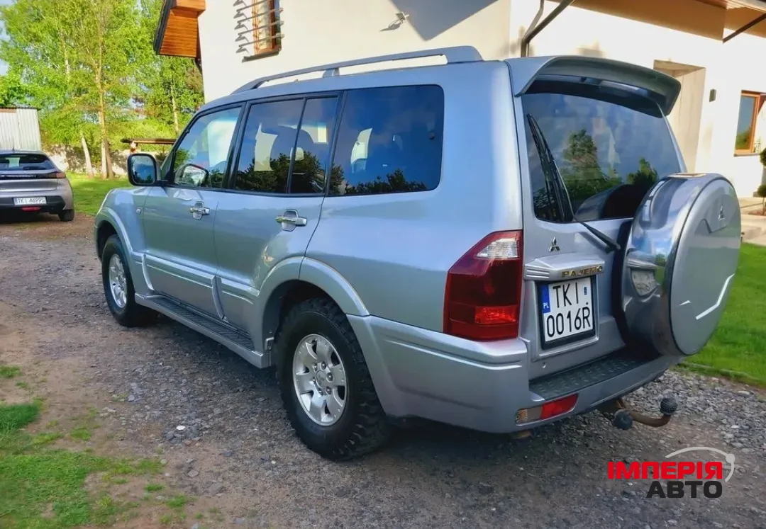 Mitsubishi Pajero Sport - фото 5