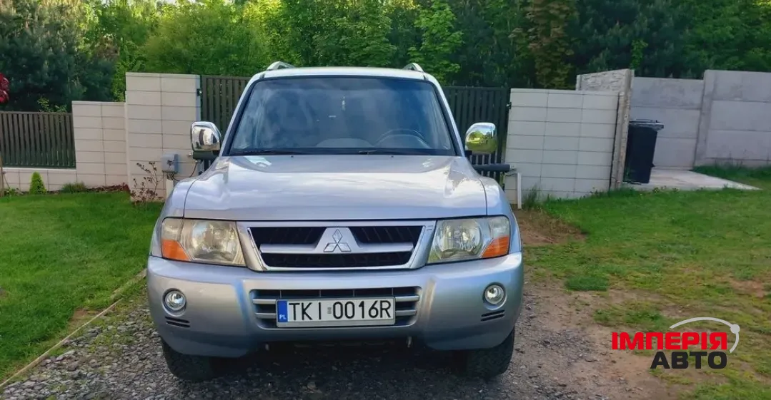 Mitsubishi Pajero Sport - фото 2
