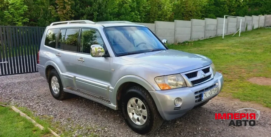 Mitsubishi Pajero Sport - фото 4