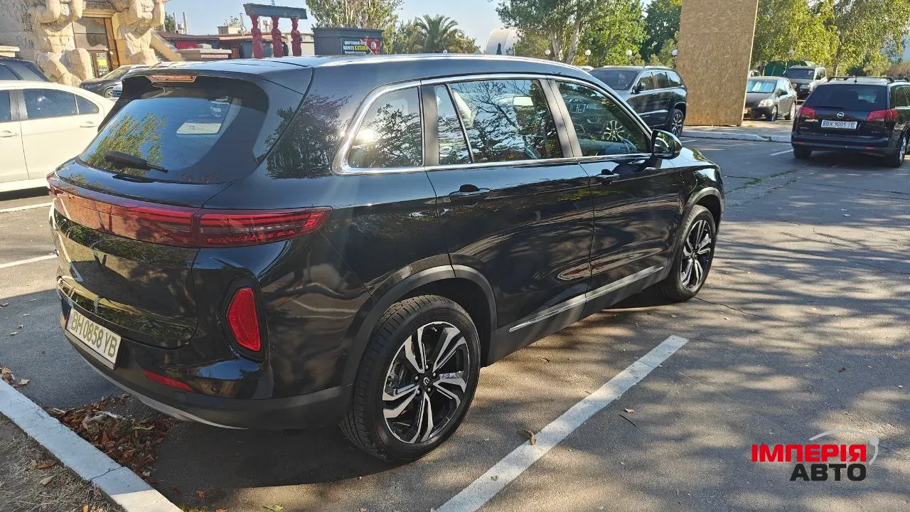 Skywell ET5 - фото 4