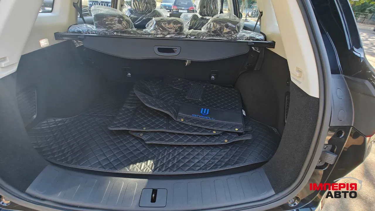 Skywell ET5 - фото 7