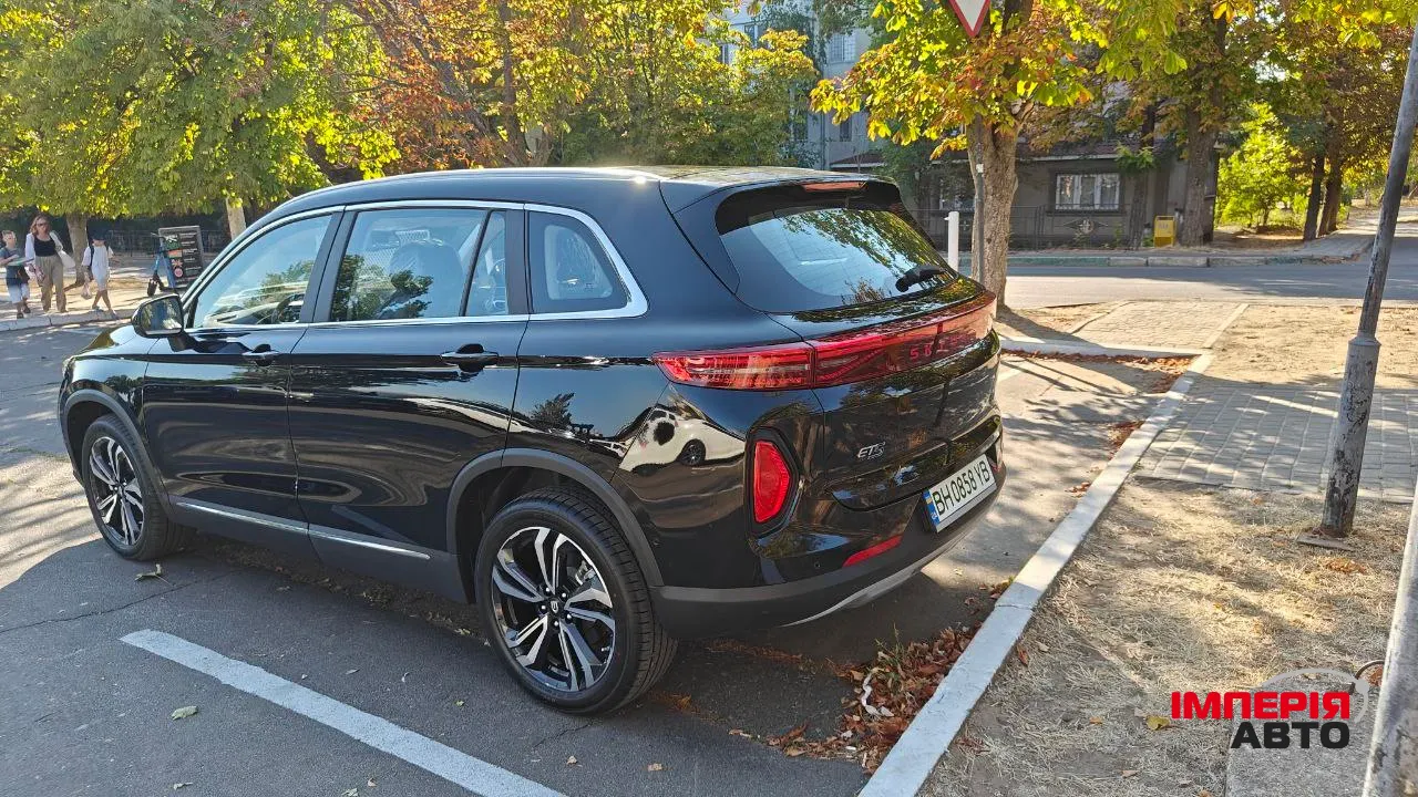 Skywell ET5 - фото 6