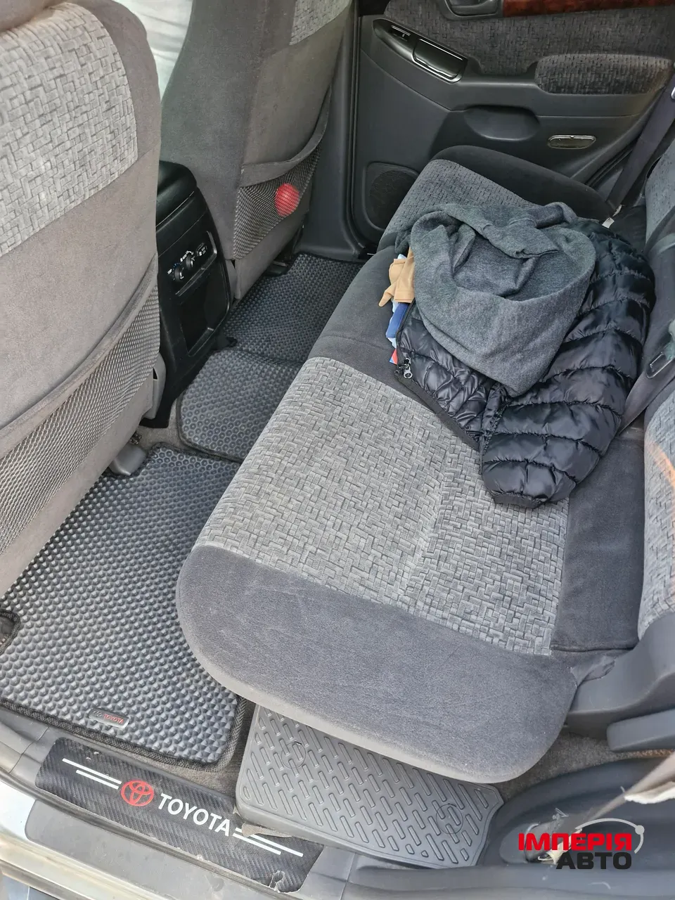 Toyota Land Cruiser Prado - фото 4