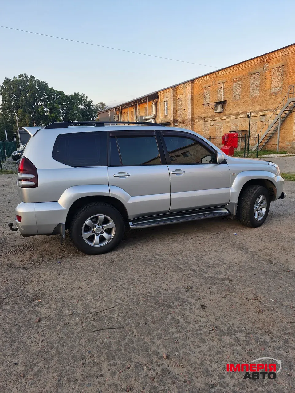 Toyota Land Cruiser Prado - фото 8