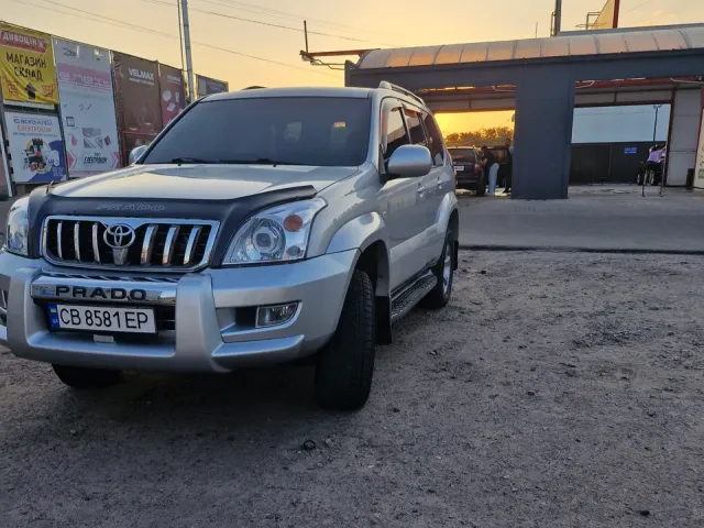 Toyota Land Cruiser Prado - фото 1