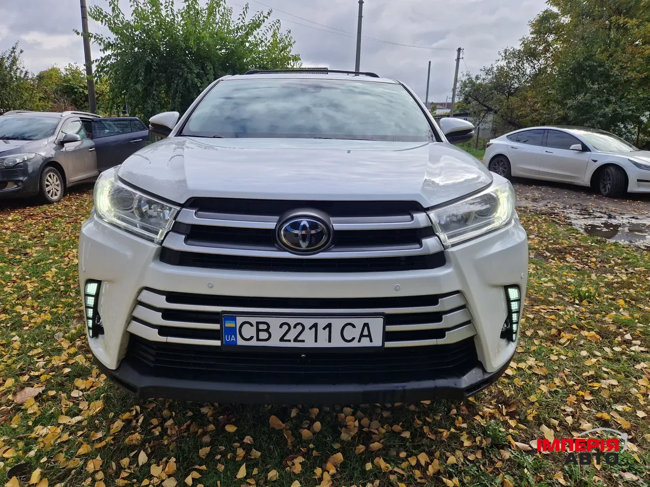 Toyota Highlander - фото 1