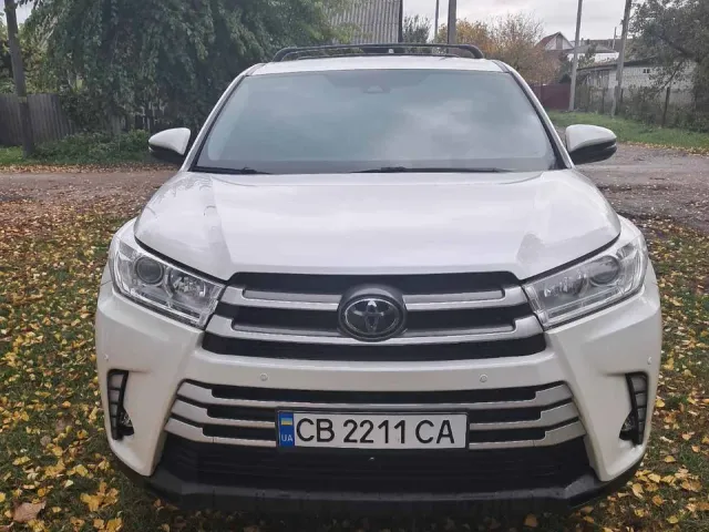 Toyota Highlander - фото 5