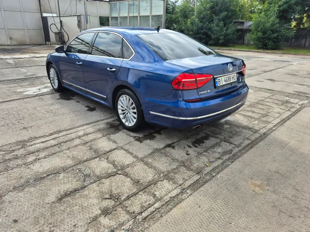 Volkswagen Passat - фото 5