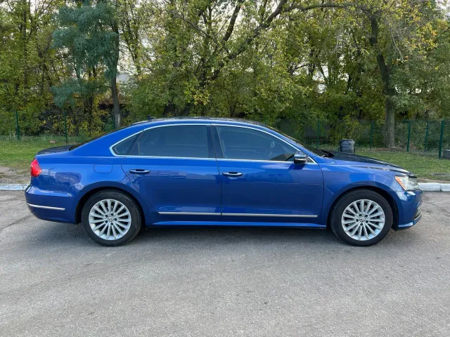 Volkswagen Passat - фото 2