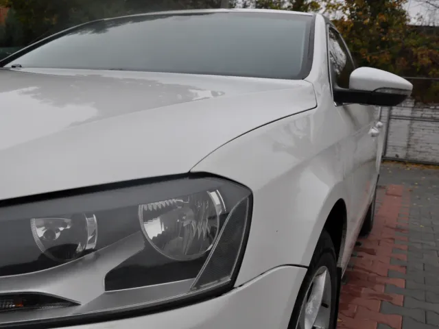 Volkswagen Passat - фото 1