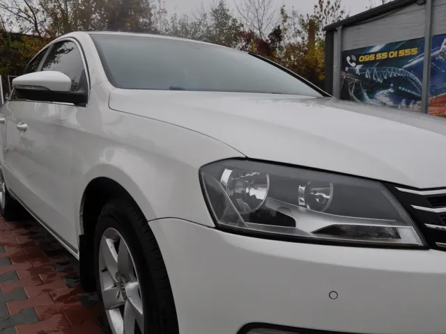 Volkswagen Passat - фото 2