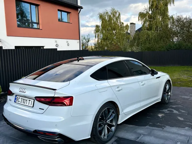 Audi A5 - фото 4