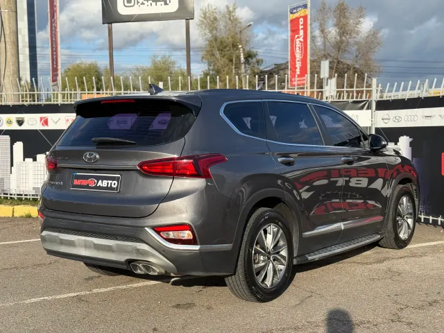 Hyundai Santa Fe - фото 2