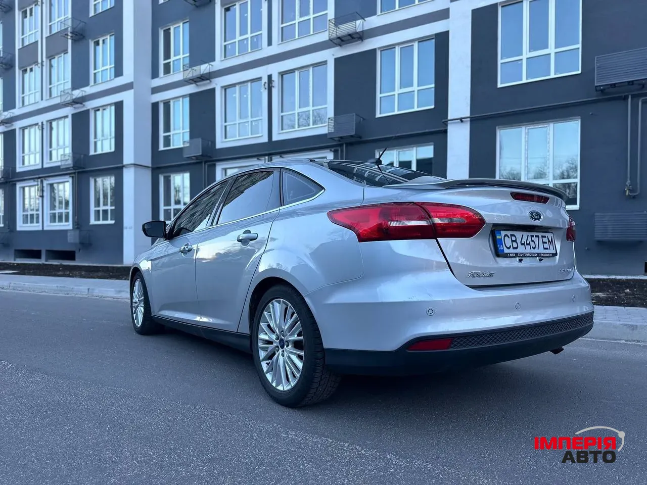 Ford Focus - фото 6