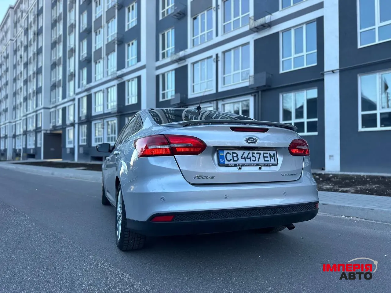 Ford Focus - фото 5