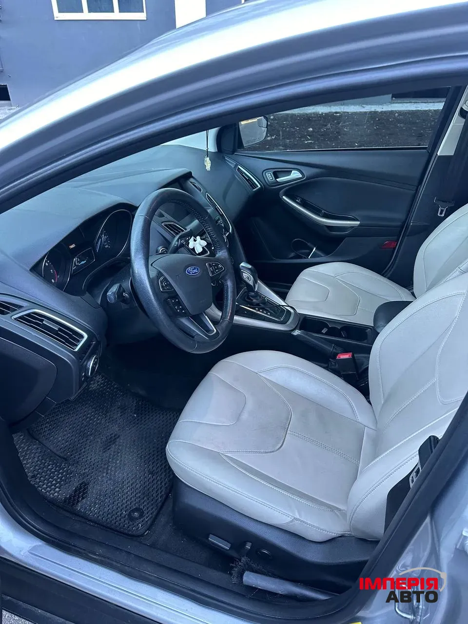 Ford Focus - фото 9