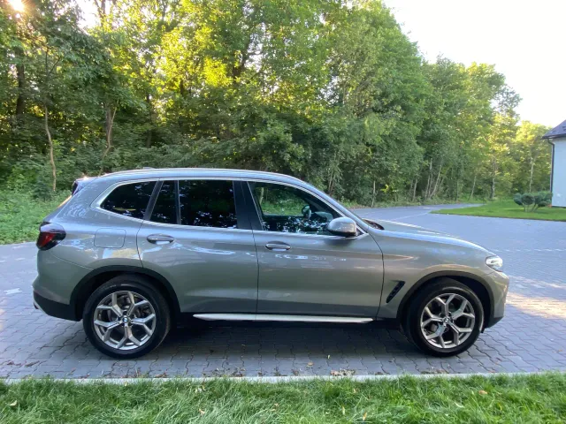BMW X3 - фото 3
