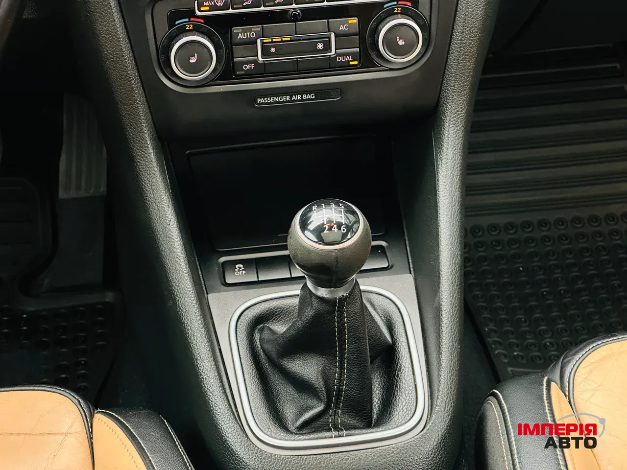 Volkswagen Golf - фото 30