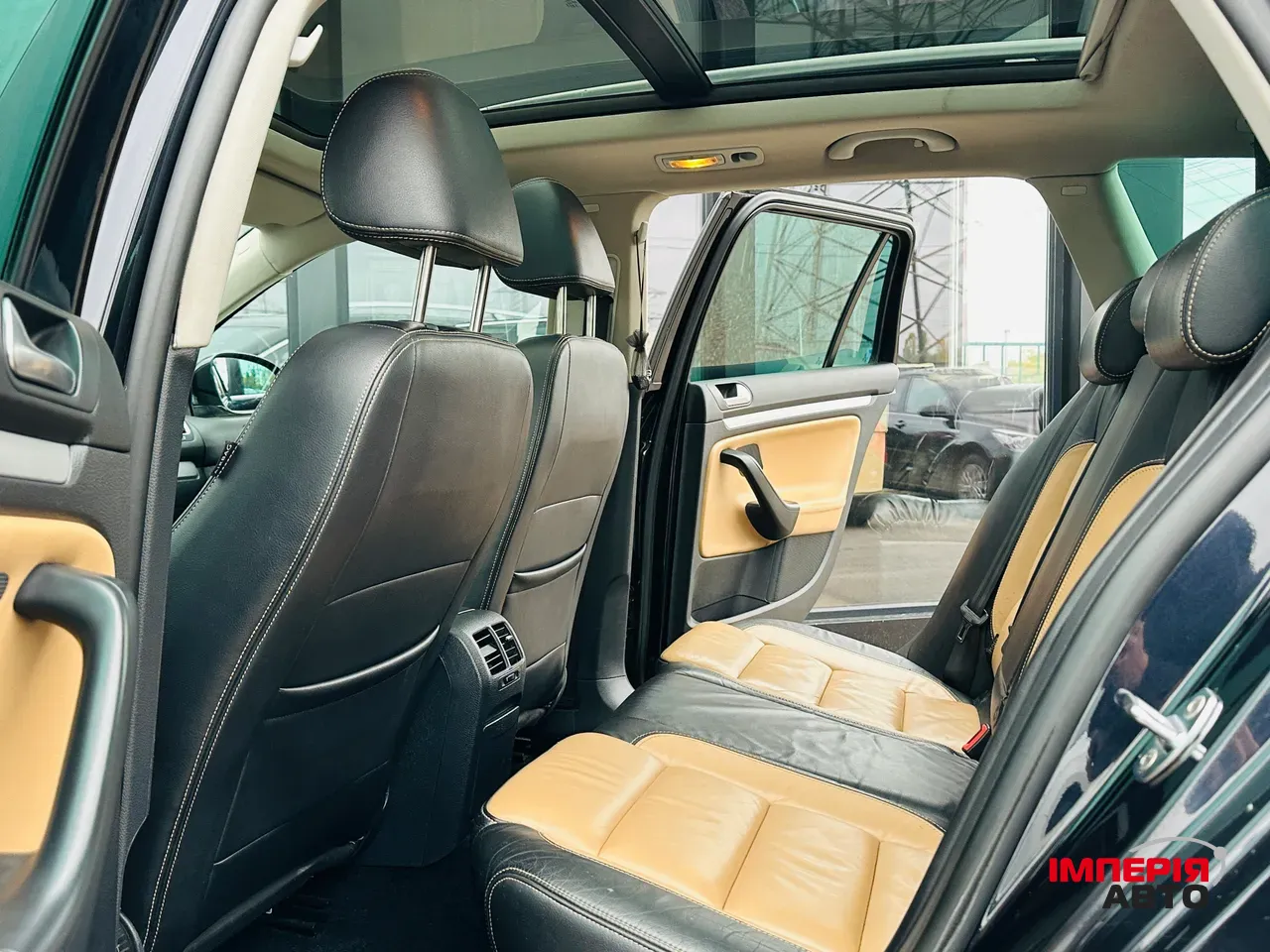 Volkswagen Golf - фото 18