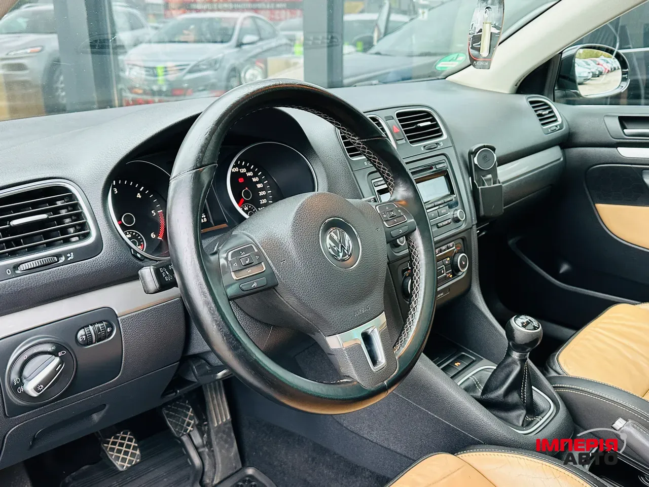 Volkswagen Golf - фото 13