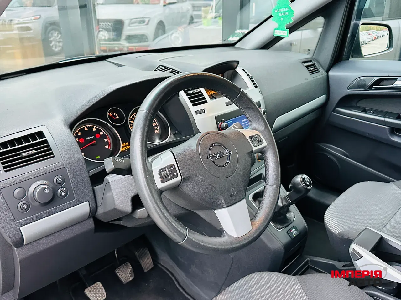 Opel Zafira - фото 14