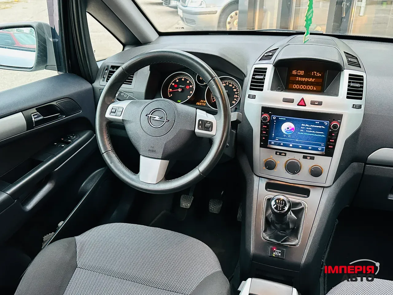 Opel Zafira - фото 19