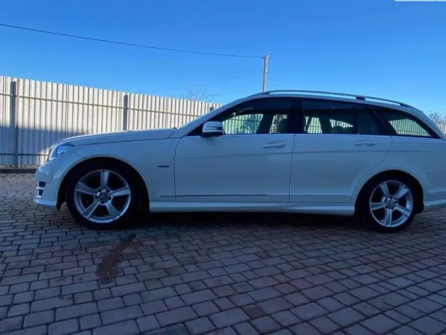 Mercedes-Benz C-Класс - фото 5